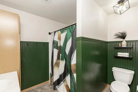 5242 49th Avenue S Fargo ND 58104