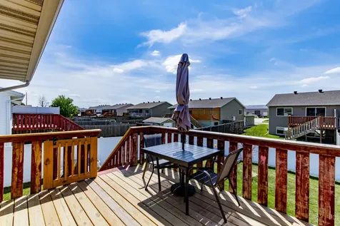 5242 49th Avenue S Fargo ND 58104