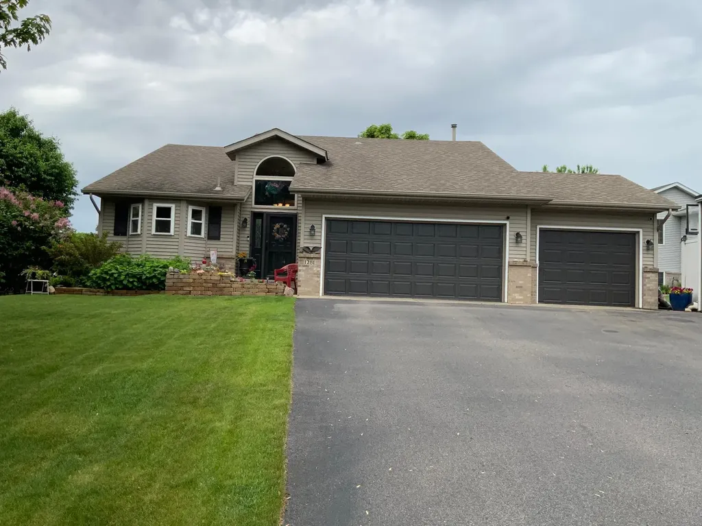 1281 Agate Court Sauk Rapids MN 56379