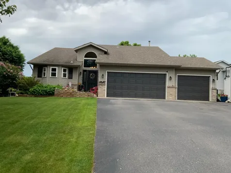 1281 Agate Court Sauk Rapids MN 56379