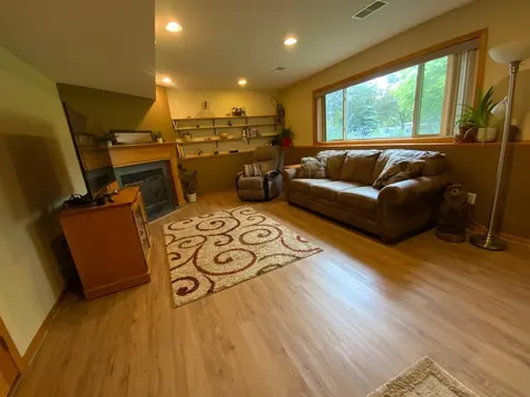 1281 Agate Court Sauk Rapids MN 56379