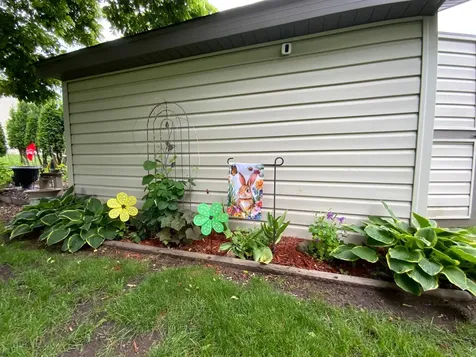 1281 Agate Court Sauk Rapids MN 56379