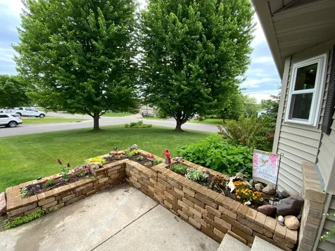 1281 Agate Court Sauk Rapids MN 56379