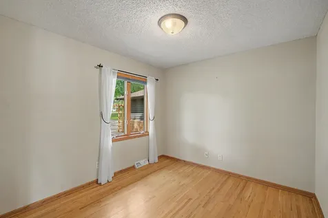 725 Bradford Avenue Champlin MN 55316