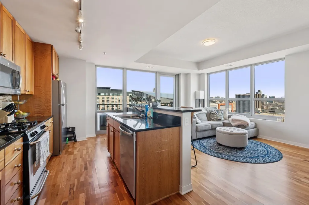 929 Portland Avenue Minneapolis MN 55404