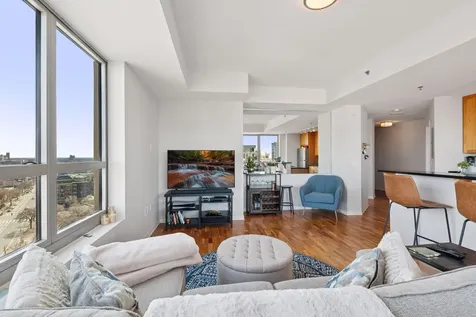 929 Portland Avenue Minneapolis MN 55404