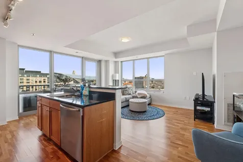 929 Portland Avenue Minneapolis MN 55404