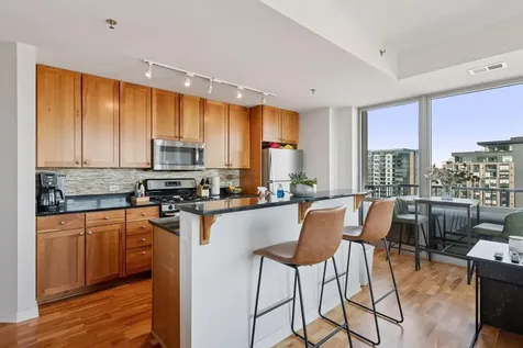 929 Portland Avenue Minneapolis MN 55404