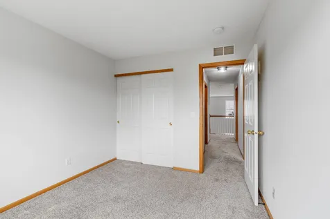 713 Cobblestone Way Shakopee MN 55379