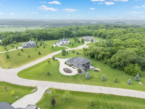 5403 Cherry Woods Lane SW Rochester MN 55902