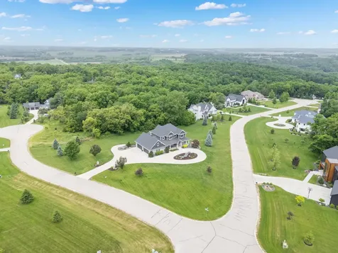 5403 Cherry Woods Lane SW Rochester MN 55902