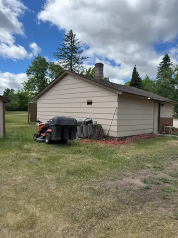 412 1st Street NE Menahga MN 56464