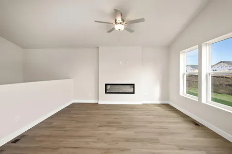 604 Redwood Loop N Cambridge MN 55008