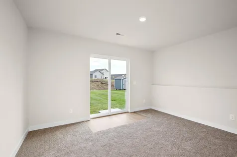 604 Redwood Loop N Cambridge MN 55008