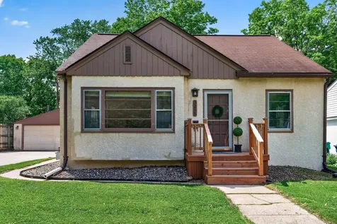 3255 Drew Avenue N Robbinsdale MN 55422