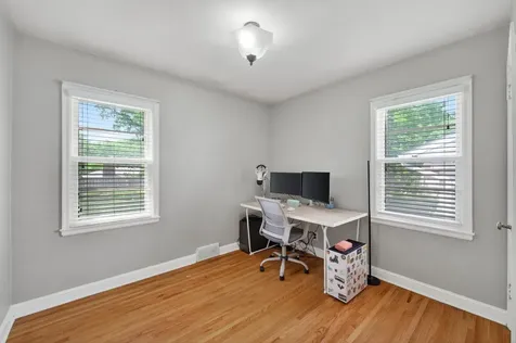3255 Drew Avenue N Robbinsdale MN 55422