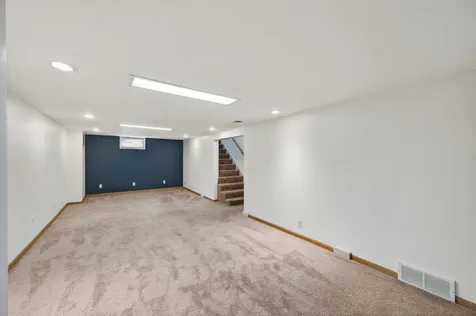 3255 Drew Avenue N Robbinsdale MN 55422