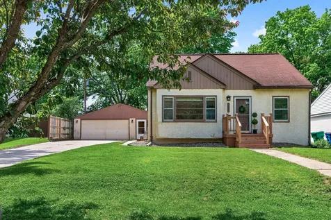 3255 Drew Avenue N Robbinsdale MN 55422