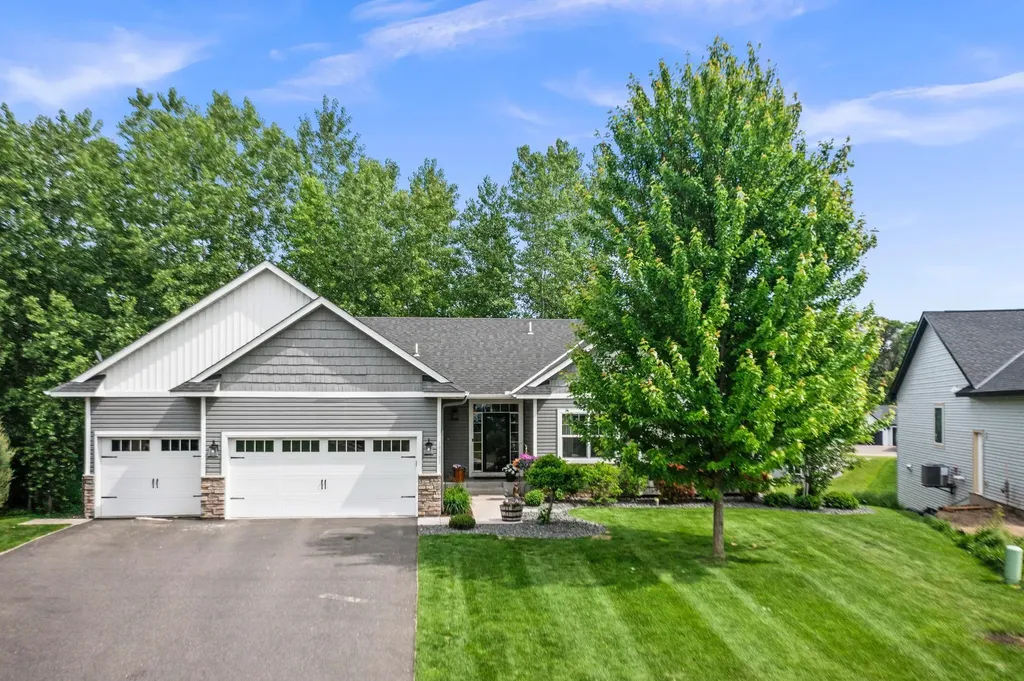 19583 Baldwin Street NW Elk River MN 55330
