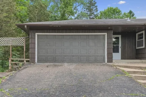 6193 49th Street N Oakdale MN 55128