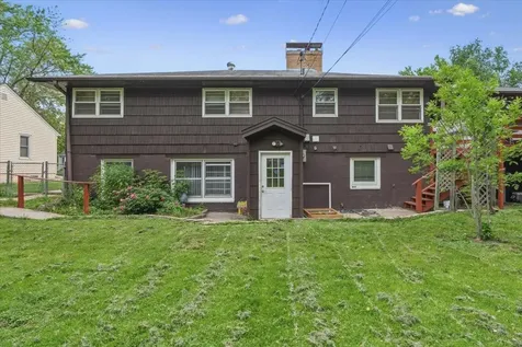 6193 49th Street N Oakdale MN 55128