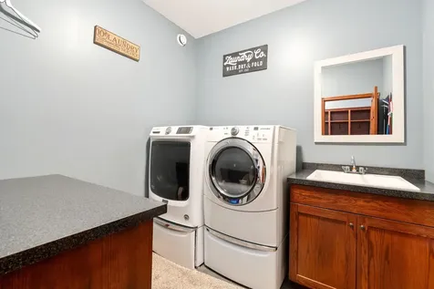 1920 Wolf Berry Place NE Owatonna MN 55060