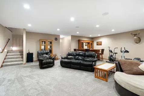 1920 Wolf Berry Place NE Owatonna MN 55060