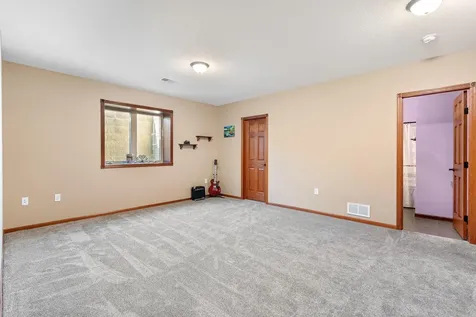 1920 Wolf Berry Place NE Owatonna MN 55060