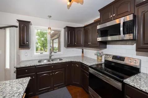 3228 36th Avenue S Fargo ND 58104