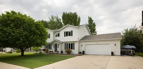 3228 36th Avenue S Fargo ND 58104