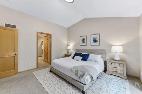 17721 Southridge Court Minnetonka MN 55345
