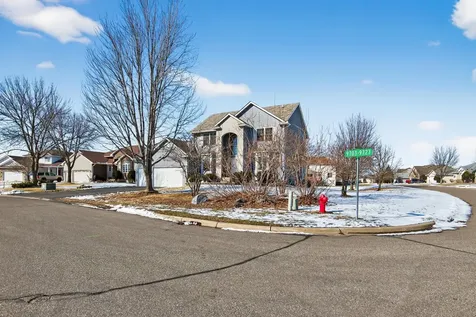 9727 Linden Avenue N Brooklyn Park MN 55443