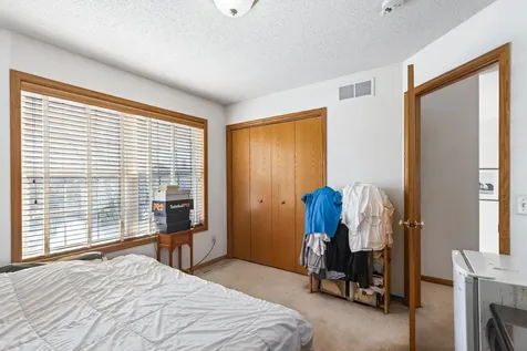 9727 Linden Avenue N Brooklyn Park MN 55443