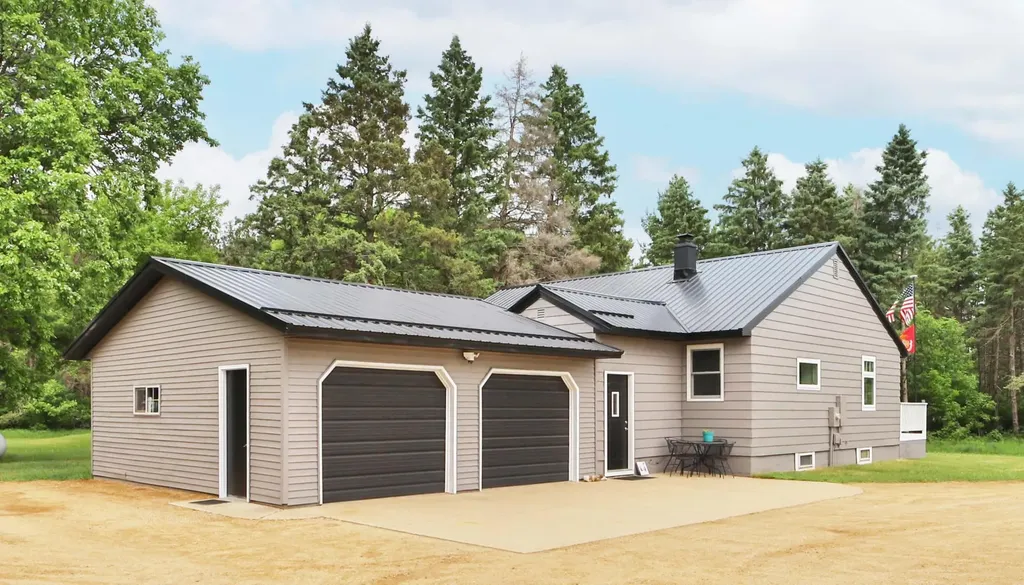 919 Pine Grove Road Staples MN 56479
