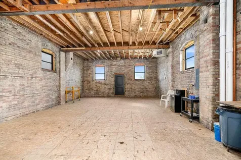 24 W 5th Street Duluth MN 55806