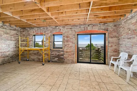24 W 5th Street Duluth MN 55806