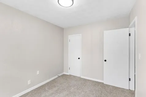 1985 Prosperity Road Maplewood MN 55109