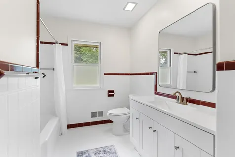 1985 Prosperity Road Maplewood MN 55109