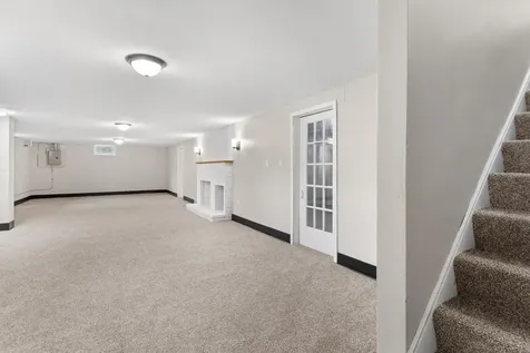 1985 Prosperity Road Maplewood MN 55109