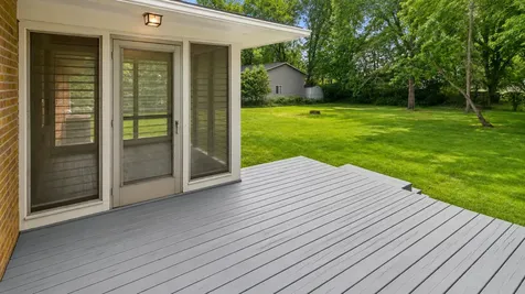 1985 Prosperity Road Maplewood MN 55109