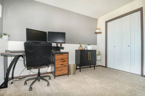 3736 30th Street S Moorhead MN 56560