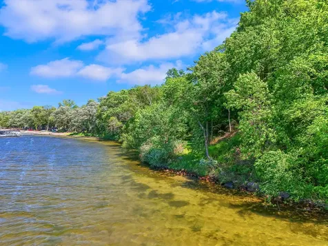 48410 Squaw Point Trail Perham MN 56573