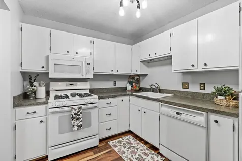 11160 Anderson Lakes Parkway Eden Prairie MN 55344
