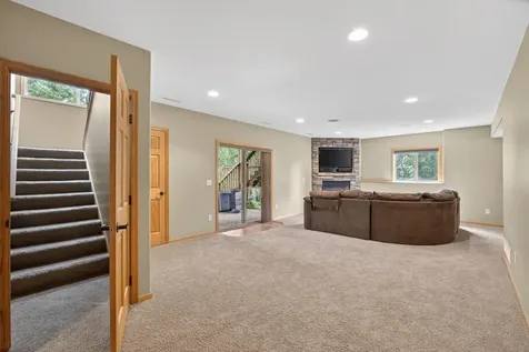 2823 Dunlap Lane SE Rochester MN 55904
