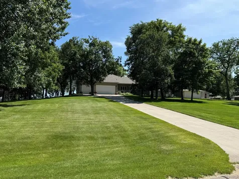 33678 Wildwood Drive Dent MN 56528