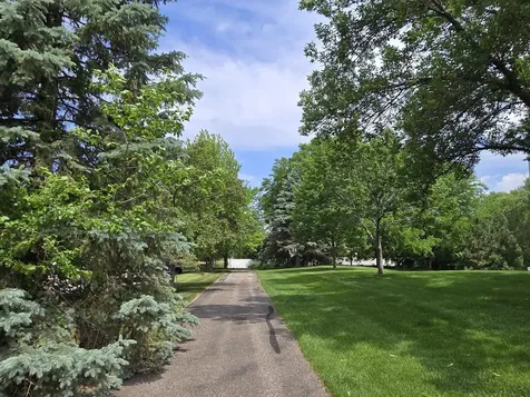 7285 Brittany Lane Inver Grove Heights MN 55076
