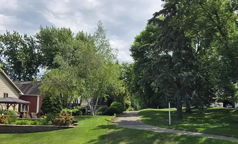 7285 Brittany Lane Inver Grove Heights MN 55076