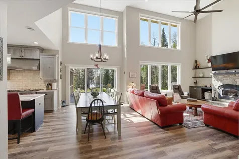 11679 Lakeshore Drive Nashwauk MN 55769
