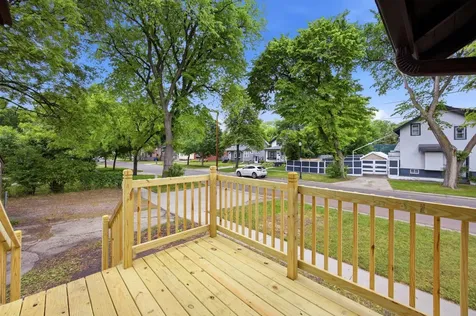 1124 University Drive S Fargo ND 58103