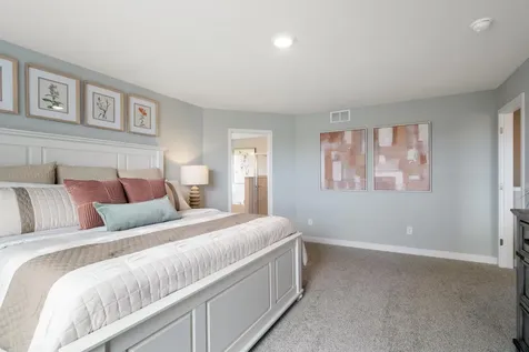 2089 Kestrel Drive Shakopee MN 55379